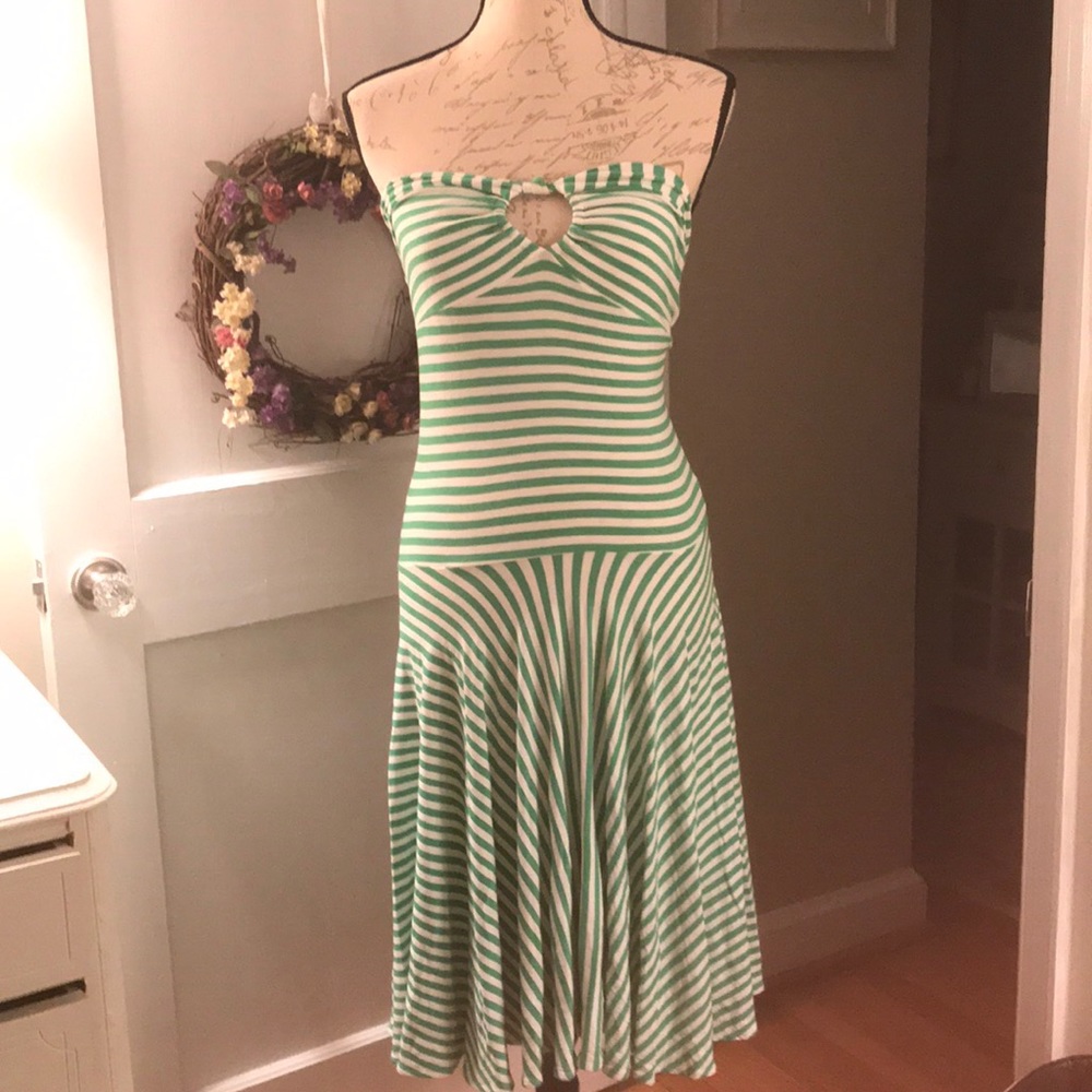 Victoria’s Secret, sundress. Size small.